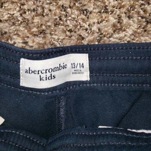 Boy's abercromie kids joggers - Picture 5 of 5